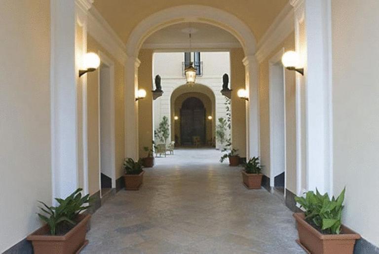 Palazzo Serraino Residence - B&B Trapani