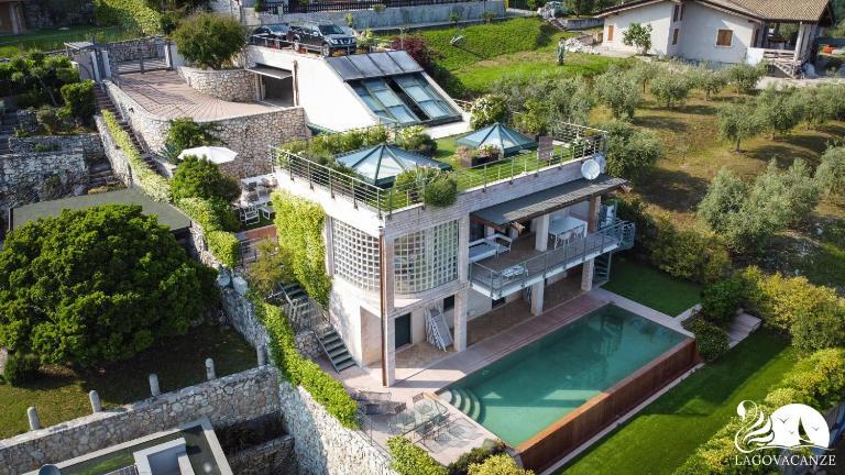 Villa Livia Luxury - Bed and Breakfast Roè