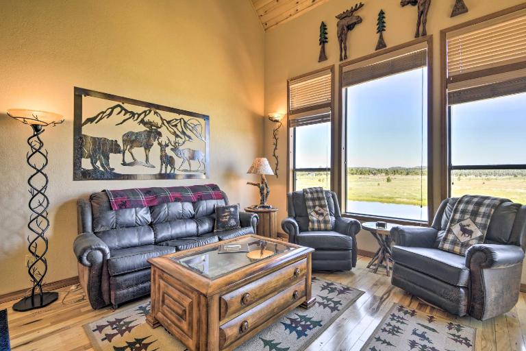 Hike + Fish: Pagosa Springs Townhome w/ View! - Ferienwohnung Pagosa Springs