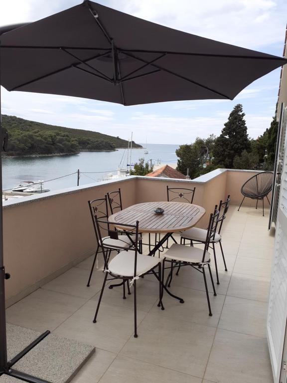 Apartmani Goga 2 - Bed and Breakfast Molat