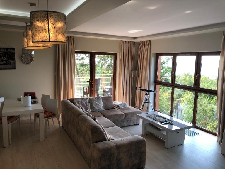 APARTAMENT DRUGIE PIĘTRO - B&B Dziwnówek