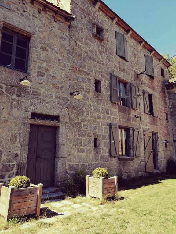 La Ferme du Crouzet - B&B Rimeize
