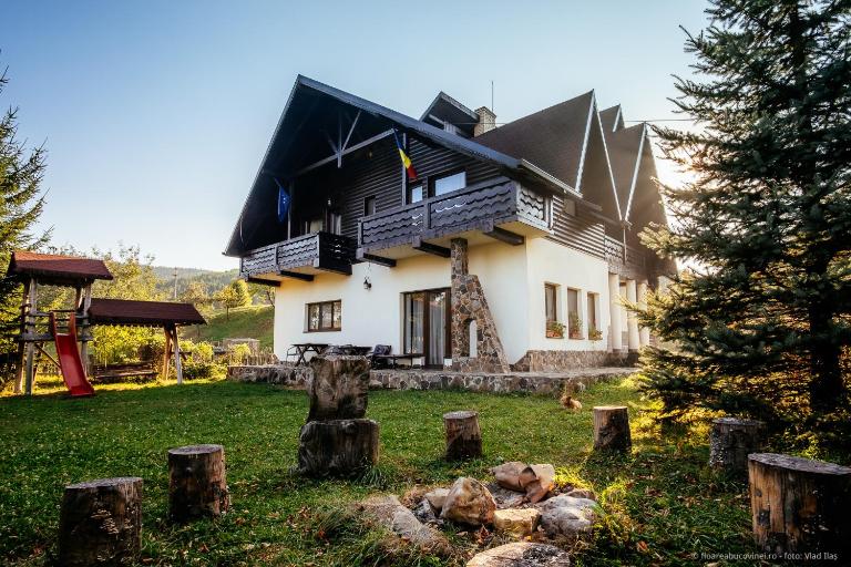 Floarea Bucovinei - Bed and Breakfast Vama