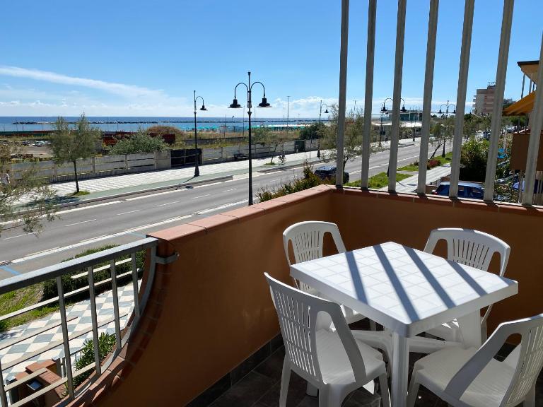 Appartamento Albachiara Vistamare - Ferienwohnung Cesenatico