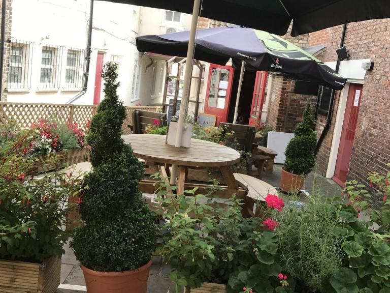 Chapter Two Bar - B&B Malton