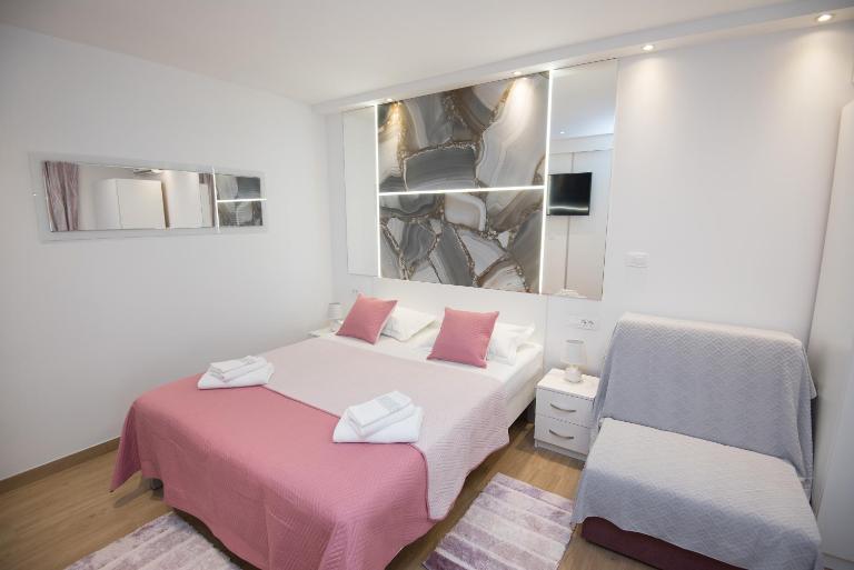Cozy Honeymoon Apartment in the Old Town - B&B Spalato