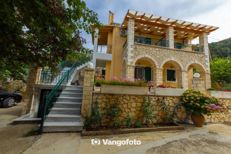Villa Votistis - Chambres d'hôtes Karyá