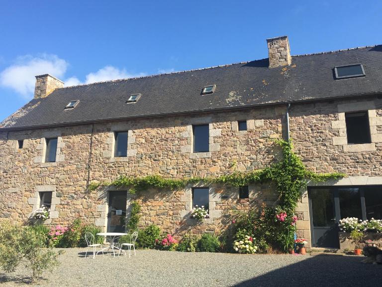 L'esperluète - B&B Ploëzal