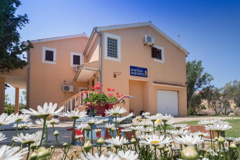 Apartments Casa Nada - by TA Leut Agency - B&B Privlaka