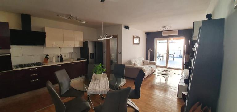 Apartmani Kvaternik - Stan Bol - B&B Bol