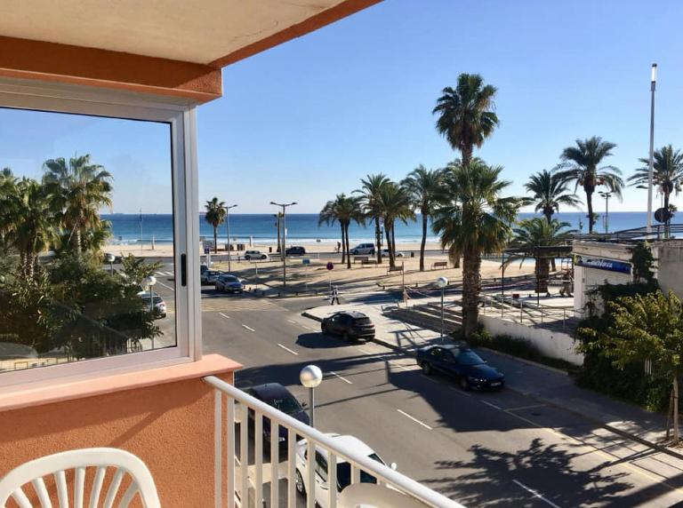 SUN and BEACH LOVERS 12019 - B&B La Pineda