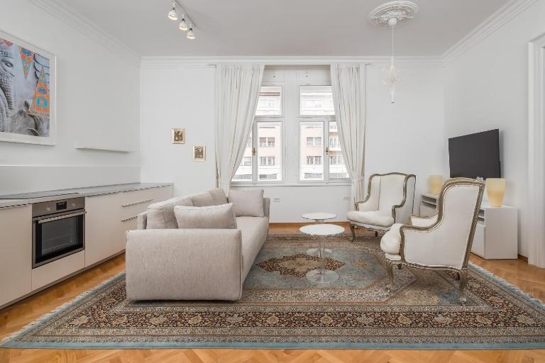 AB Ljubljana - Prince Filip Apartment - B&B Ljubljana
