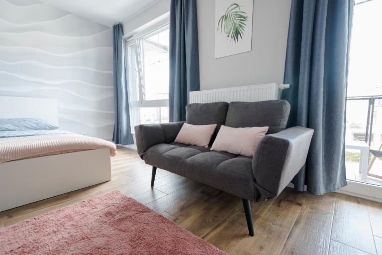 Apartament Alfa with parking - Chambres d'hôtes Poznan