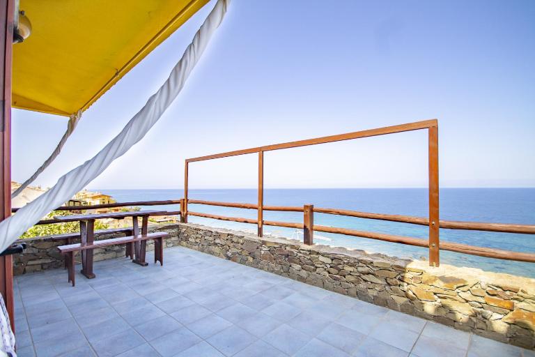 La dolce casa di Luisa - Costa Verde - SUPER VISTA MARE- Pistis - WIFI - B&B Torre dei Corsari