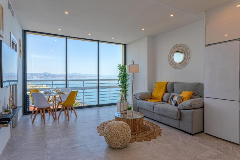 Mar Infinito. Apartment with dream views - B&B Torremolinos