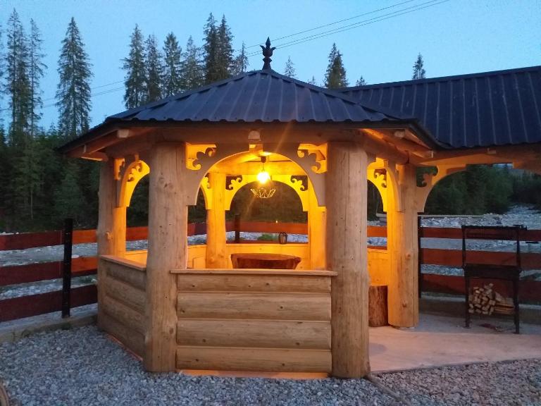 Góralski Domek Sucha Woda - B&B Małe Ciche