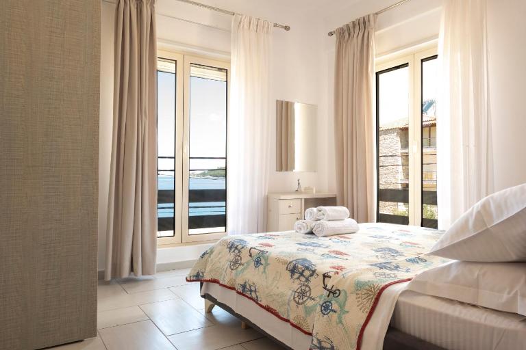 Sea Apartments Himare - B&B Himarë