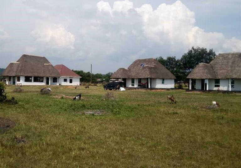 Edward Lake Retreat and Campsite, Kisenyi Village - Chambres d'hôtes Kisenyi