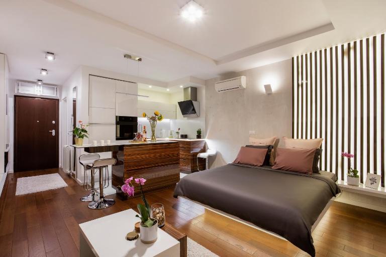 Leo Modern Urban Stay, Self Check-In, Free Garage - B&B Belgrado