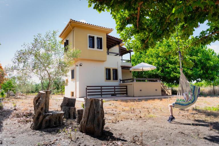 Karavos Grove - Bed and Breakfast Káto Lekhónia