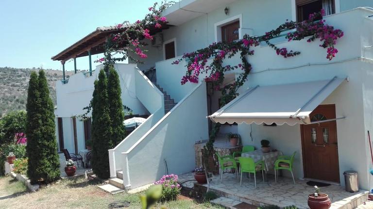 Baci Apartments - B&B Ksamil