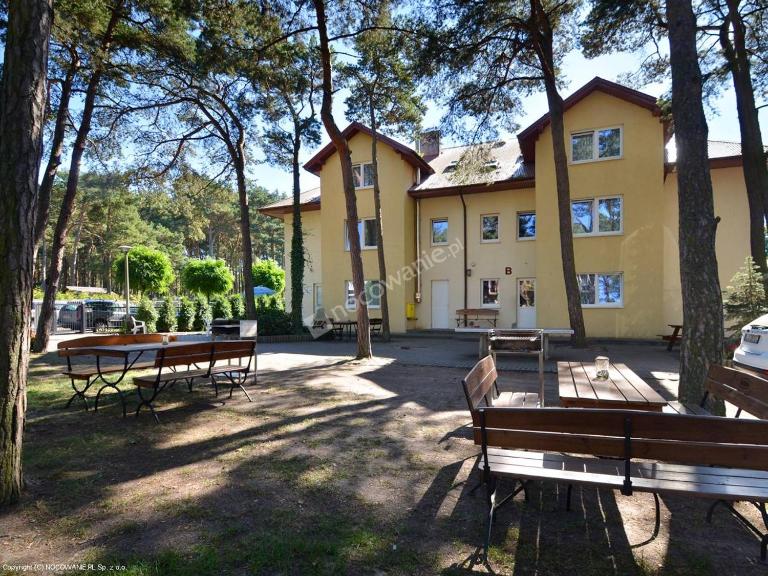 Czarny Bursztyn - B&B Dziwnówek