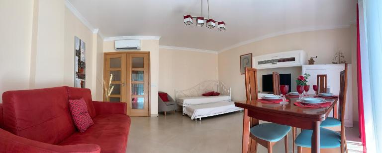 Fantastic Fatima Apartment - B&B Vila Real de Santo António