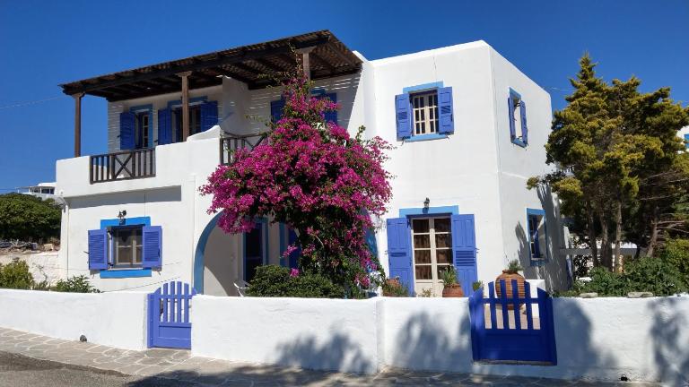 Chora Place - Ferienwohnung Síkinos