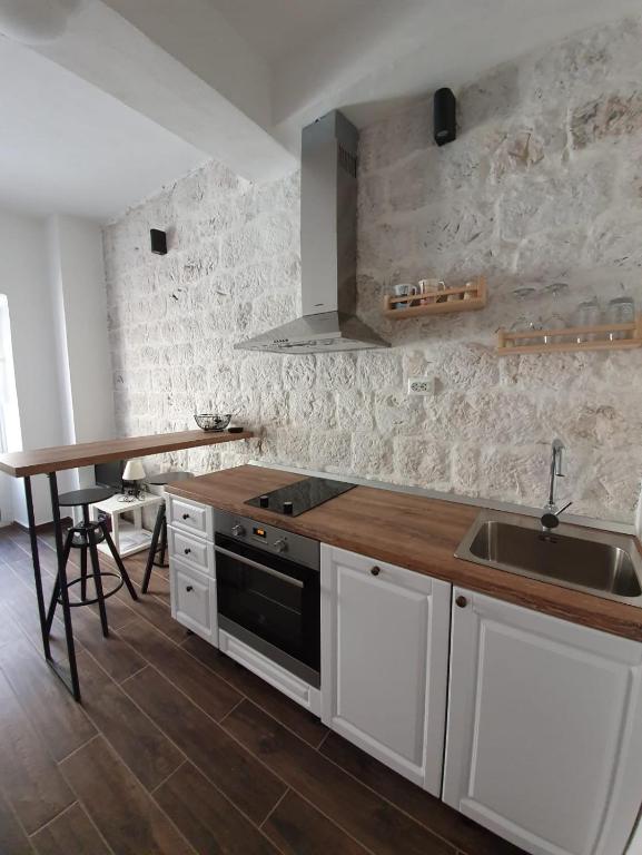 Apartments Kut - B&B Vis