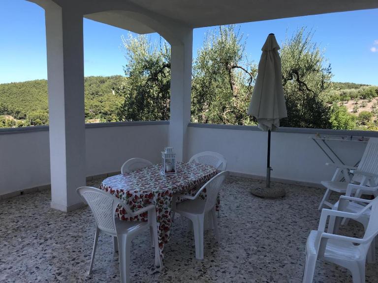 VILLA PINETA VISTA MARE - B&B San Menaio