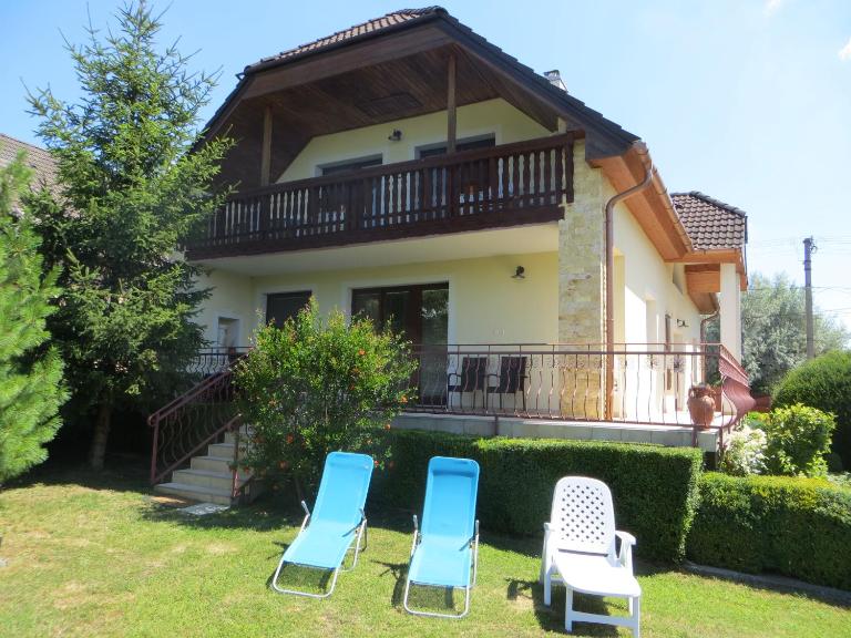 Vadvirág Apartman - B&B Csopak