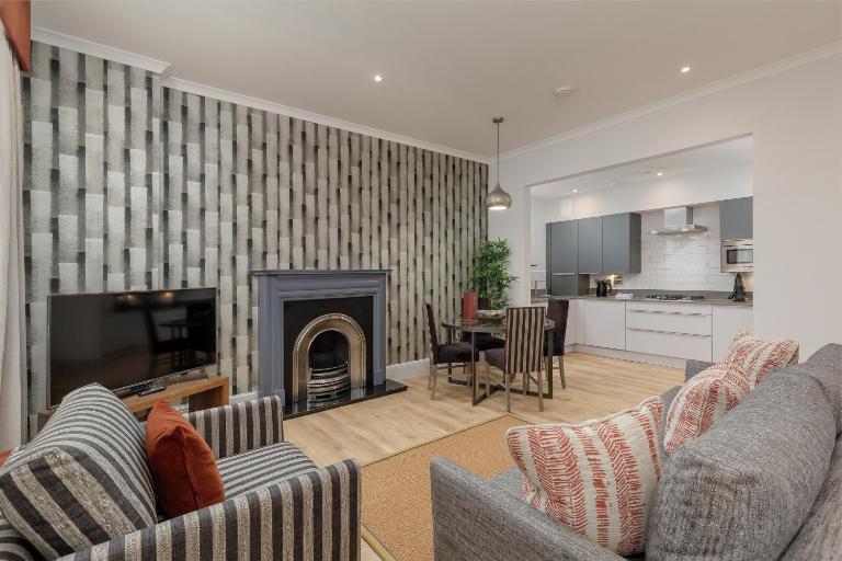 Destiny Scotland - Princes Street Residence - B&B Edimburgo