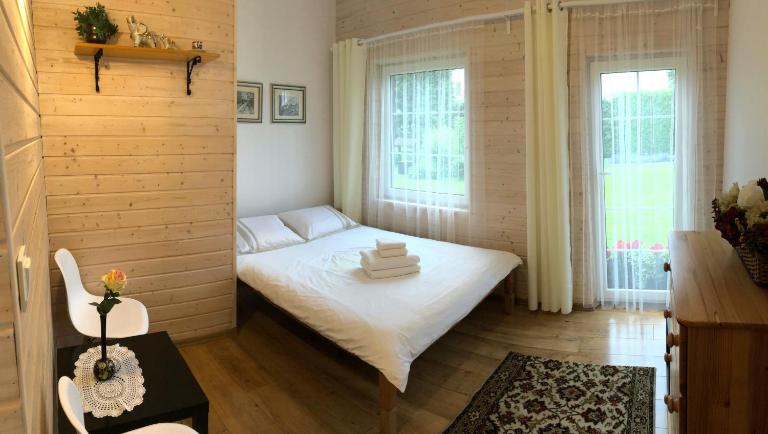 Urokliwy Apartament - B&B Ustrzyki Dolne
