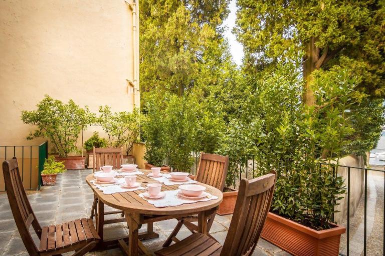 Lake Charming Apartment - B&B Cernobbio
