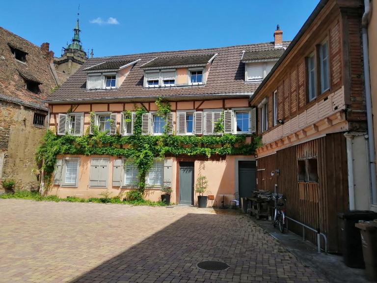 La Cour de Berthe Est - Bed and Breakfast Colmar