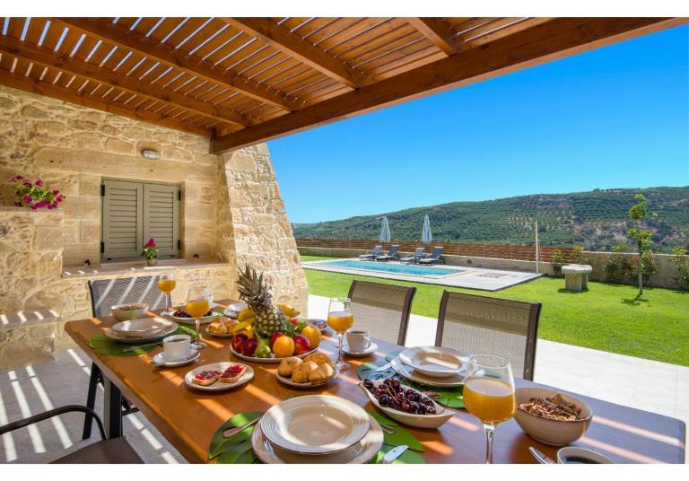 Villa Arietta - Ferienwohnung Charchalianá