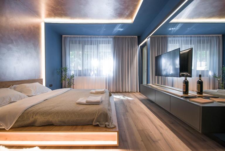 Elisabetin Residence: Central and Unique Design - B&B Timișoara