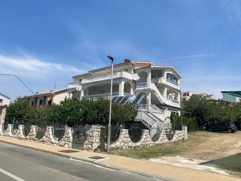 Apartments Marija - Ferienwohnung Lopar