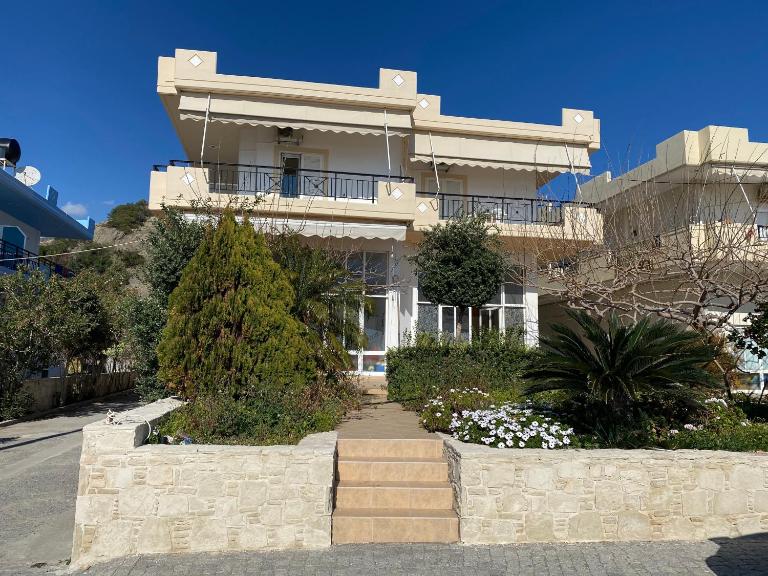 Sindonia beach Apartment's - B&B Psari Forada