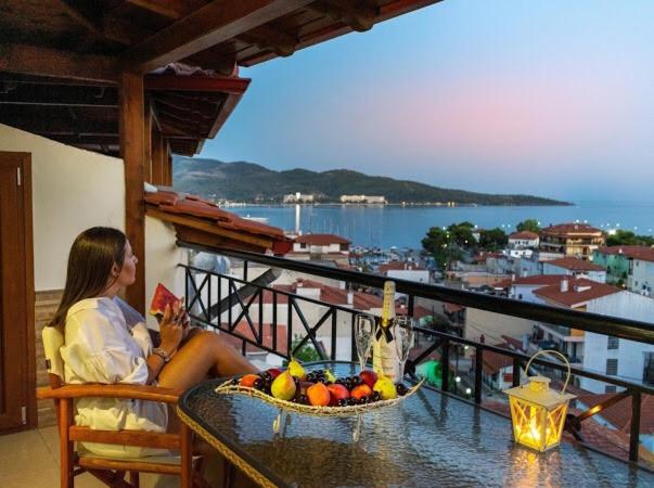 Anna Maria Views - B&B Néos Marmarás