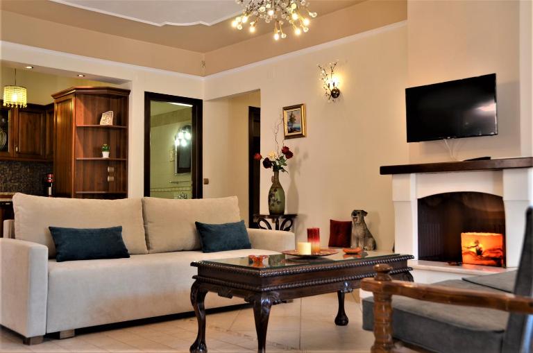Pagiatakis Suites - Bed and Breakfast Párga