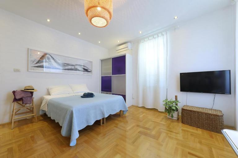 Lovely Rita's Sibenik - cosy apartment in city center - B&B Šibenik