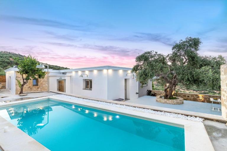 Villa Evrithea - B&B Kallergianá