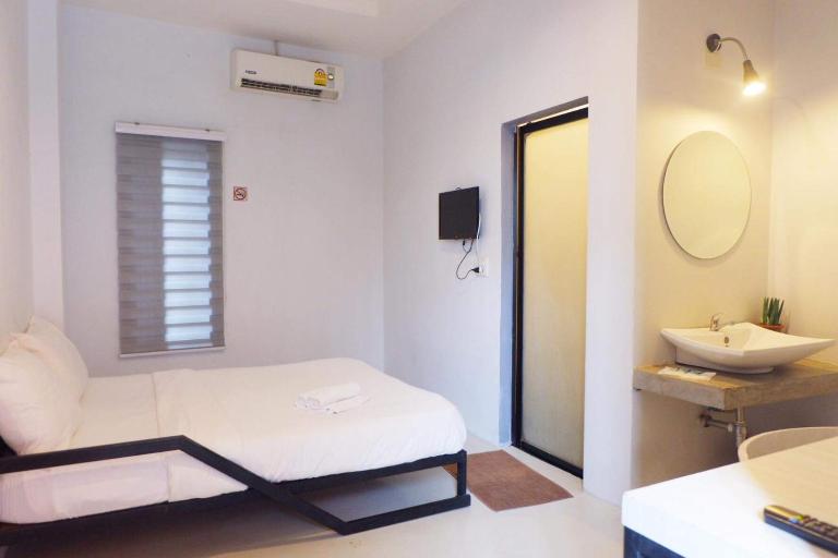 Rin GuestHouse Pracharak RD - B&B Hat Yai