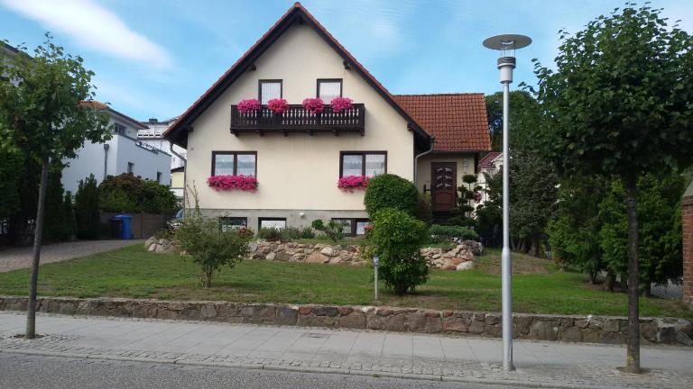Ferienwohnungen Aemy - B&B Sellin