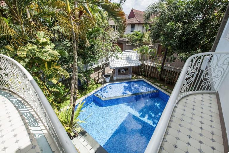 Villa Alexandra Seminyak By Island Escape - B&B Seminyak