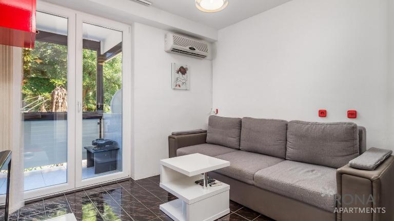 Rona Apartment Zizi - B&B Poreč