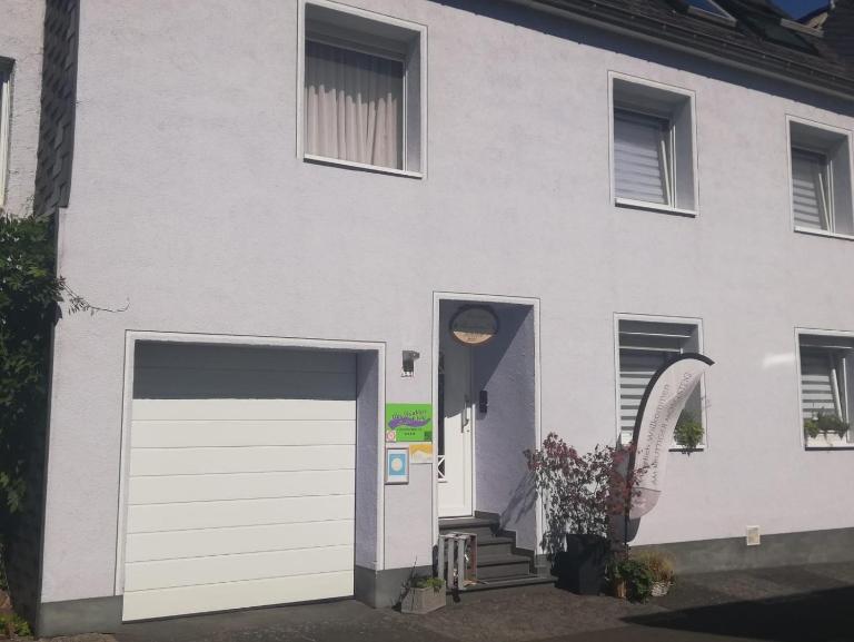 Ferienwohnungen Am Bruttiger Moselsteig - B&B Bruttig-Fankel