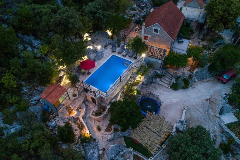 Rural house Janjić - B&B Ploče
