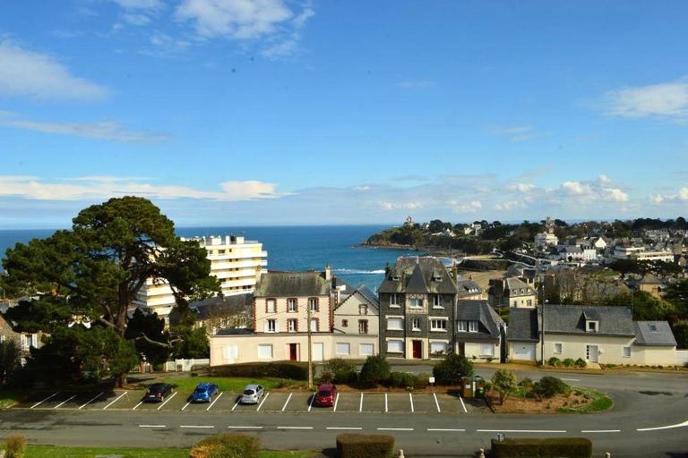 Nouveau KERGAYAM studio avec vue panoramique sur mer - B&B Saint-Quay-Portrieux